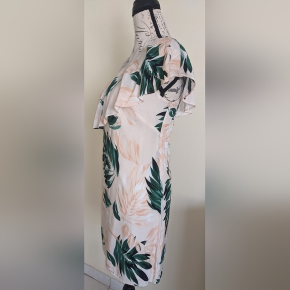 SCRIPTED Ruffled One Shoulder Mini Dress Size Small - Picture 3 of 6